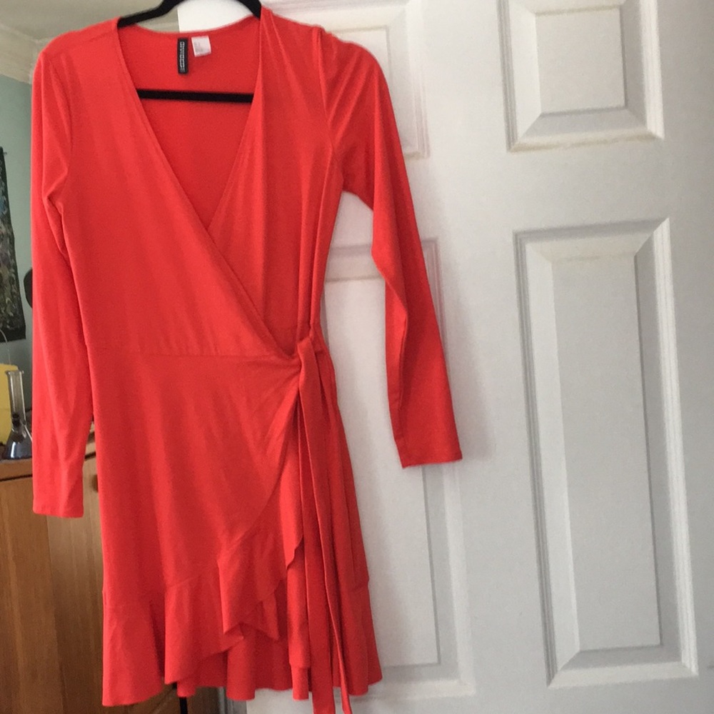 H&M ladies red wrap dress